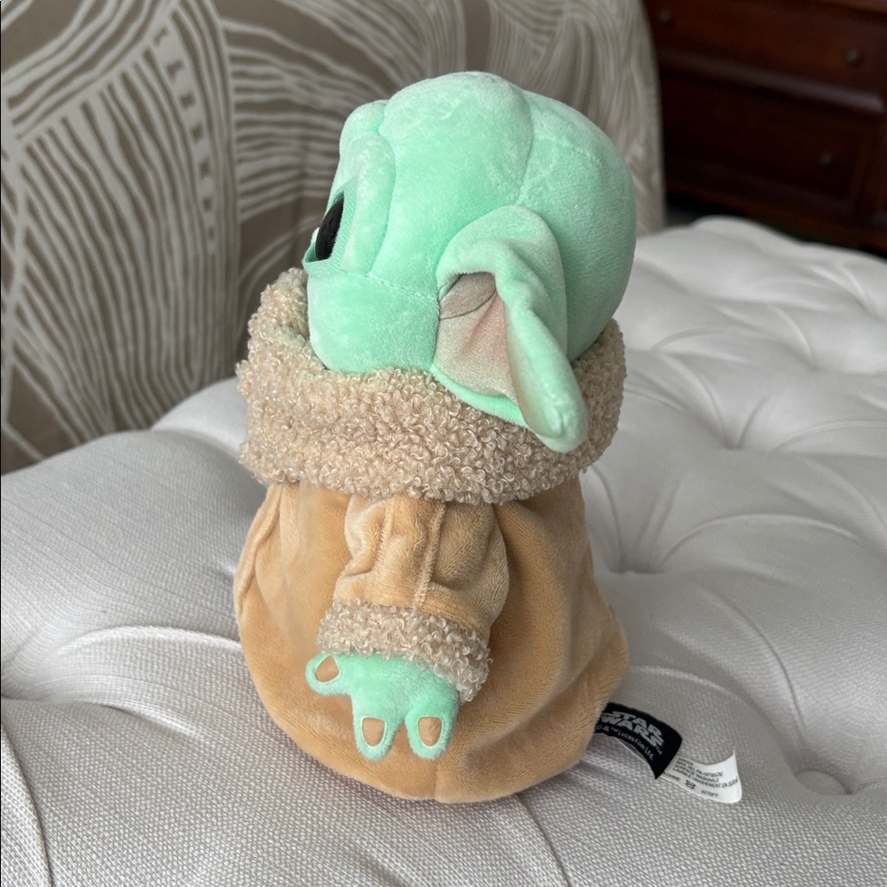 Star Wars Grogu stuffed animal - Picture 3 of 7